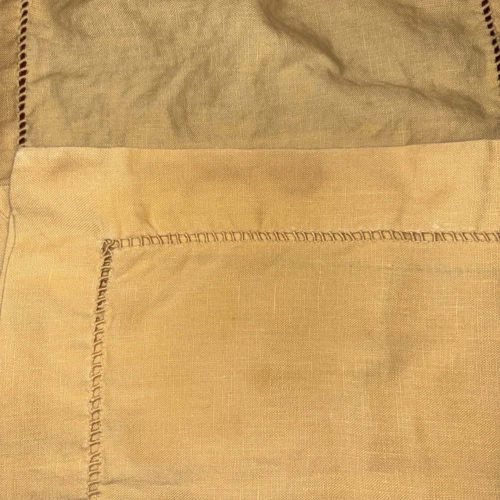 Vintage Pottery Barn 4 Placemats and 4 Napkins Linen with‎ Hemstitch in gold